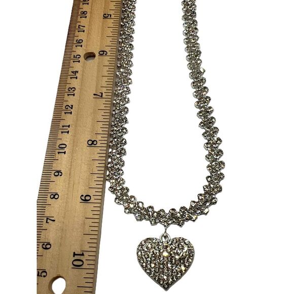 NEW Rhinestone Heart Pendant Chain Necklace - Picture 11 of 12